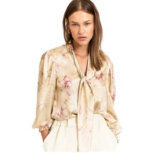 Christy Lynn Georgie Silk Twill Blouse in Vintage Lily Print Size S EUC